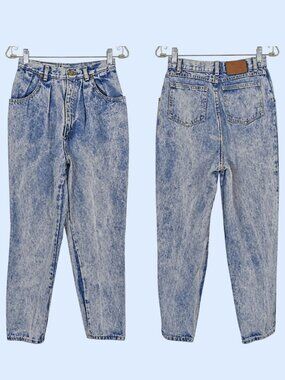 Vintage Essentials Sport Jeans sz 12 Acid Wash High Waist Pleated Mom Tapered